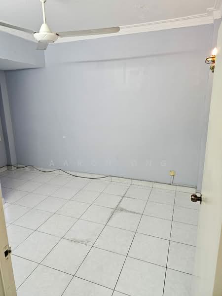 Apartment for Sale at Teratai Mewah Apartment Block 15,17,19,21 - Aaron Ong - Interior - PropertyGuru.com.my