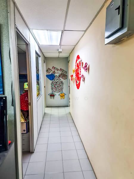 Shop / Office for Sale in Taman Suria Jaya (Cheras) - Aaron Wong - Corridor - PropertyGuru.com.my