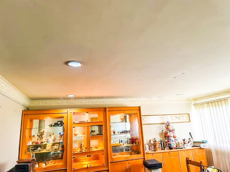 Shop / Office for Sale in Taman Suria Jaya (Cheras) - Aaron Wong - Living Room - PropertyGuru.com.my