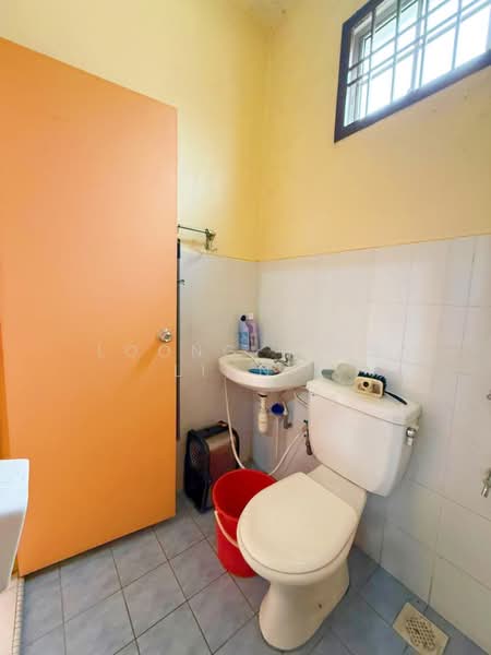 2-storey Terraced House for Sale in Bandar Putra (Kulai) - Loong Hing Liong - Bathroom - PropertyGuru.com.my