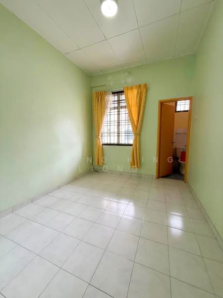 2-storey Terraced House for Sale in Bandar Putra (Kulai) - Loong Hing Liong - PropertyGuru.com.my