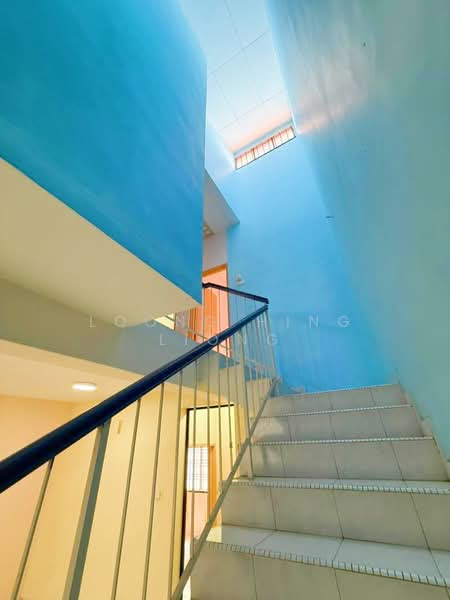 2-storey Terraced House for Sale in Bandar Putra (Kulai) - Loong Hing Liong - Corridor - PropertyGuru.com.my