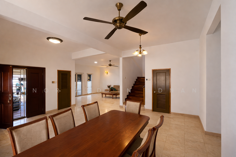 Semi-Detached House for Sale in Usj 3a (Subang Jaya) - Nor Azdlin Adnan - Living Room - PropertyGuru.com.my