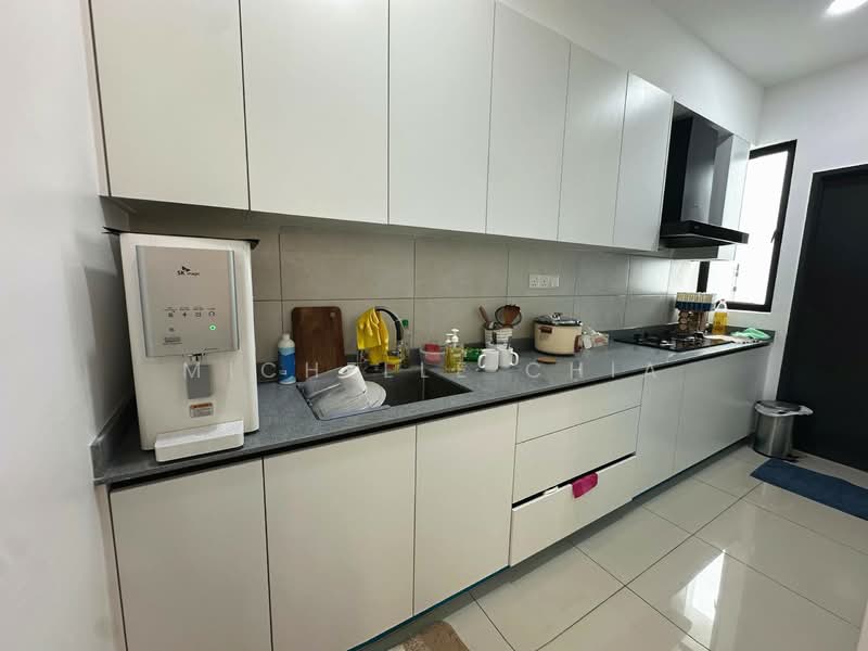 Apartment for Rent at ONE CITY RESIDENCES - Michelle Chia - Kitchen - PropertyGuru.com.my