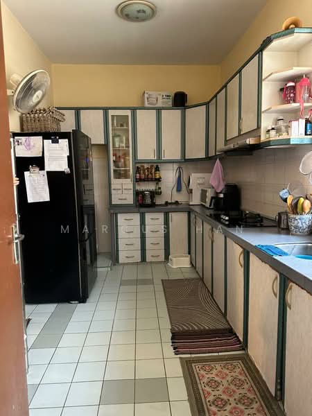 Usj 16 untuk Untuk Dijual - RM 869,000, Mac 2026 - Kitchen - PropertyGuru.com.my