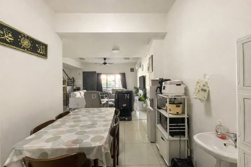 Terraced House for Sale in Cyberjaya (Selangor) - Arifuddin Bahari - Living Room - PropertyGuru.com.my