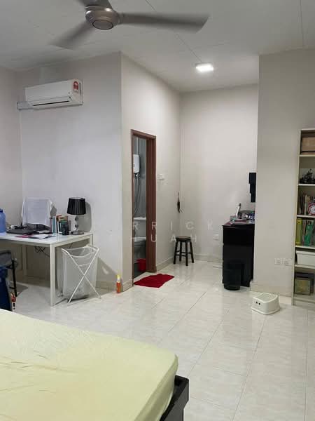 Double storey terrace @ Taman Bestari Indah untuk Untuk Dijual - RM 588,000, Mac 2026 - Bedroom - PropertyGuru.com.my