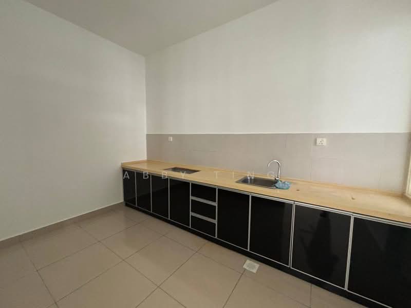 Cluster House for Sale in Johor Bahru (Johor) - Abby Ting - Kitchen - PropertyGuru.com.my