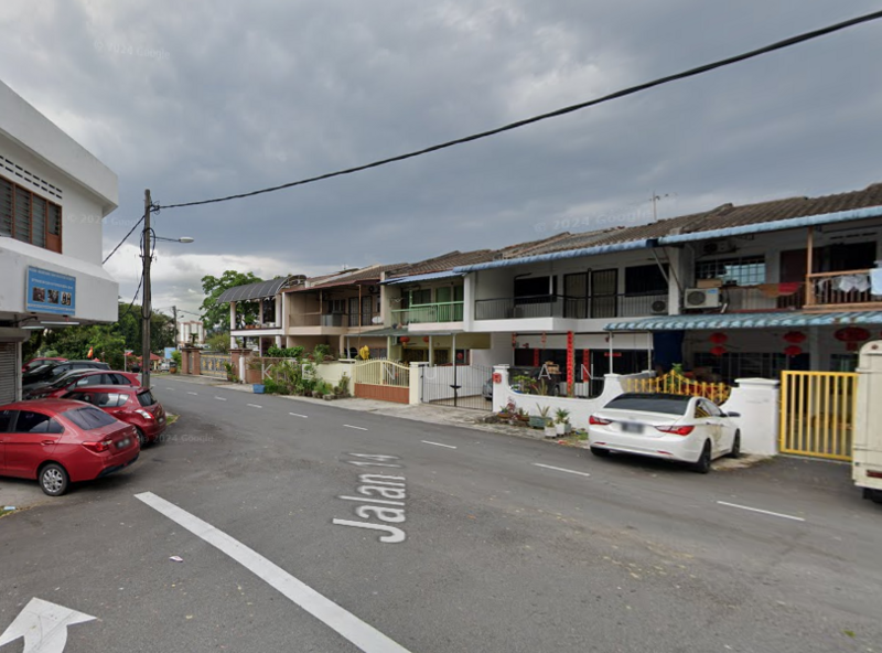 Rumah Teres 2-Tingkat untuk Dijual di Taman Serdang Utama (Seri Kembangan) - Keanu Tan - Exterior - PropertyGuru.com.my