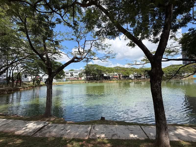 Apartment for Sale at Lake View Suites - Loh Lee Peng - PropertyGuru.com.my