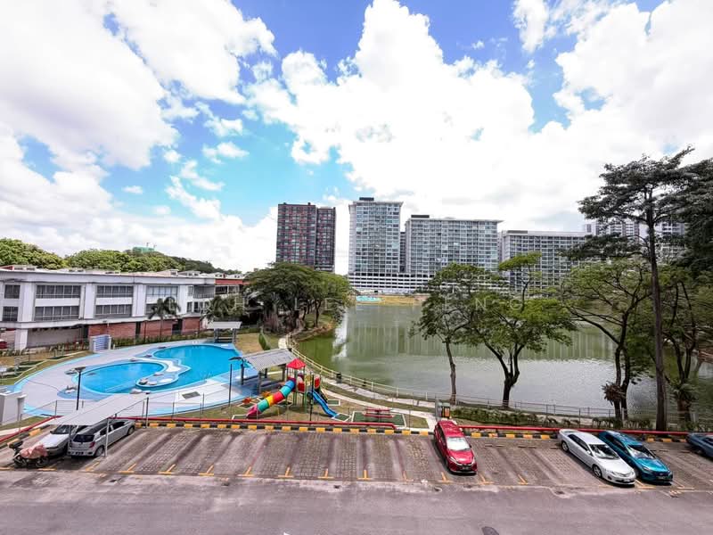 Apartment for Sale at Lake View Suites - Loh Lee Peng - PropertyGuru.com.my