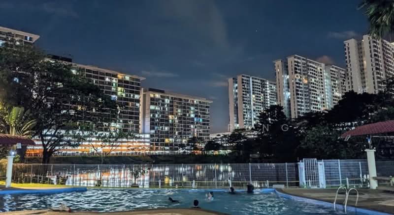 Apartment for Sale at Lake View Suites - Loh Lee Peng - PropertyGuru.com.my