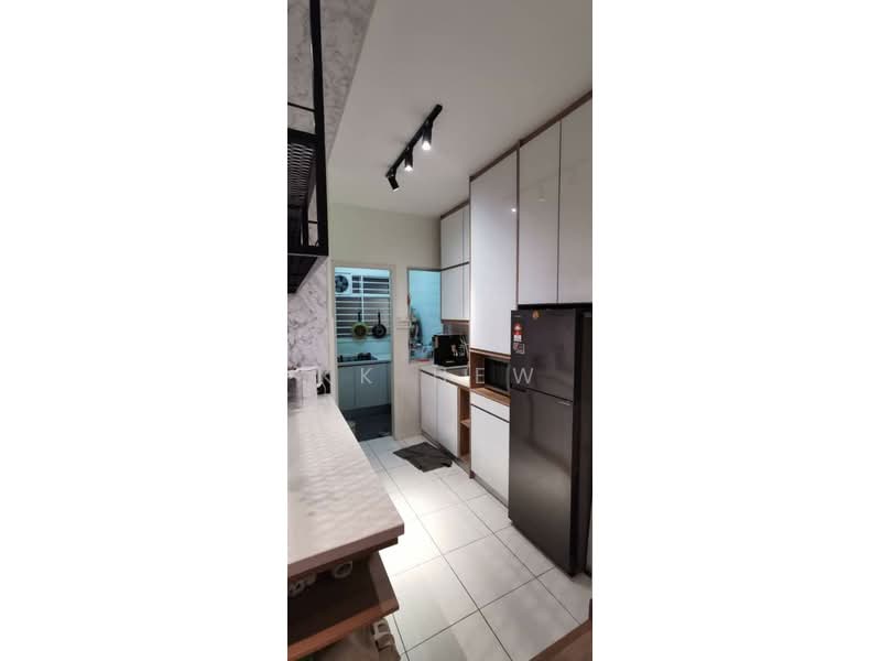 Apartment for Rent at Karisma @ Eco Majestic - KK HEW - Kitchen - PropertyGuru.com.my