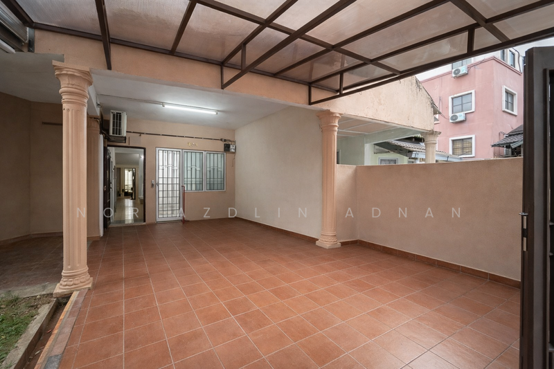 Renovated Single Storey Terrace Taman Tan Yew Lai untuk Untuk Dijual - RM 500,000, Mac 2026 - Entrance - PropertyGuru.com.my