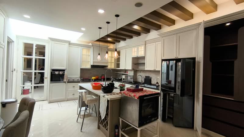 3.5-storey Terraced House for Sale in Bandar Utama (Selangor) - Eric Lim - Kitchen - PropertyGuru.com.my