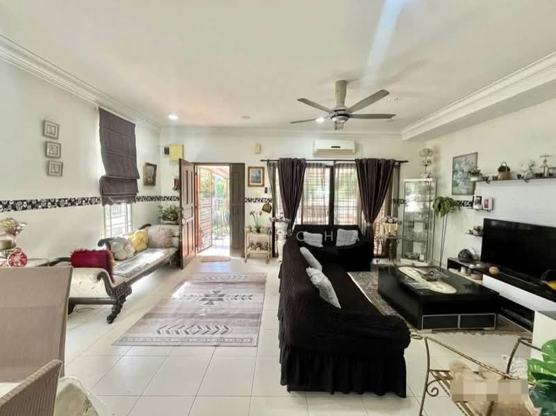 Terraced House for Sale in Bandar Puteri Klang (Klang) - Louis Chan - Living Room - PropertyGuru.com.my