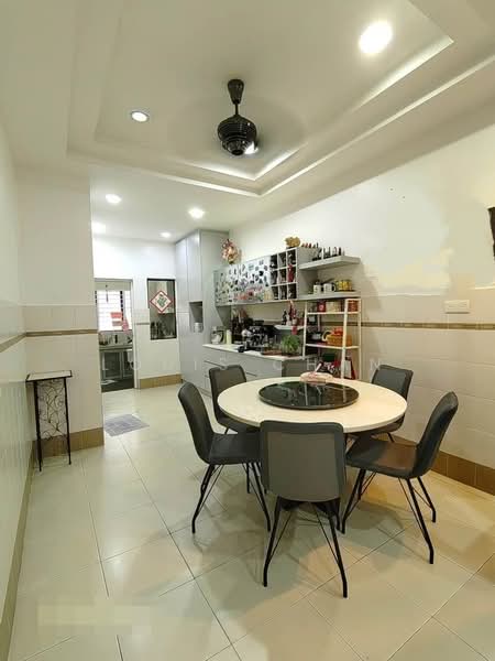 Rumah Teres untuk Dijual di Bandar Puteri Klang (Klang) - Louis Chan - Kitchen - PropertyGuru.com.my