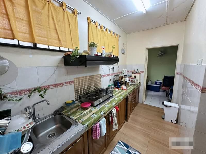 Rumah Teres untuk Dijual di Bandar Puteri Klang (Klang) - Louis Chan - Kitchen - PropertyGuru.com.my