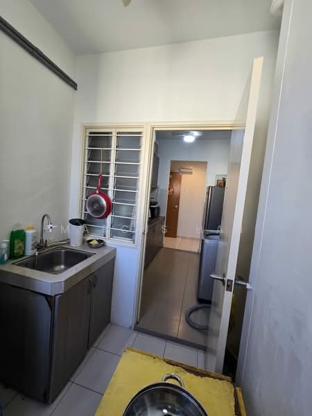 Apartment for Sale at Desa Tanjung - Marcus Han - Kitchen - PropertyGuru.com.my