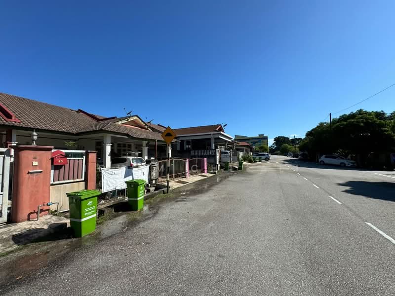 Indera Mahkota 15 untuk Untuk Dijual - RM 290,000, Mac 2026 - Exterior - PropertyGuru.com.my