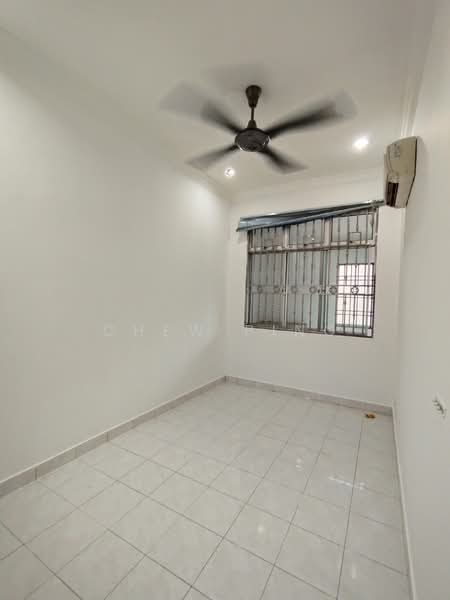 Taman Puteri Wangsa untuk Untuk Dijual - RM 550,000, Mac 2026 - Interior - PropertyGuru.com.my