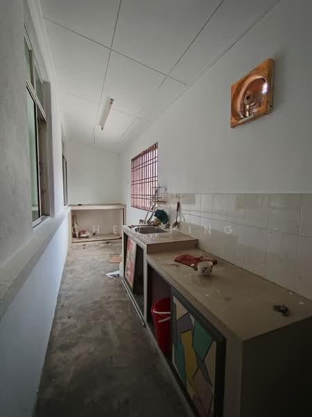 Taman Puteri Wangsa untuk Untuk Dijual - RM 550,000, Mac 2026 - Kitchen - PropertyGuru.com.my