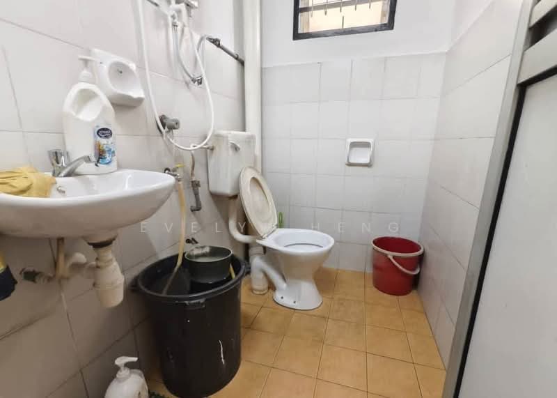 Sri Mas untuk Untuk Disewa - RM 1,350 /bulan, Mac 2026 - Bathroom - PropertyGuru.com.my