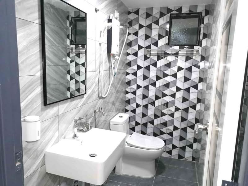 Casa Tebrau @ Seri Palma untuk Untuk Disewa - RM 1,900 /bulan, Mac 2026 - Bathroom - PropertyGuru.com.my