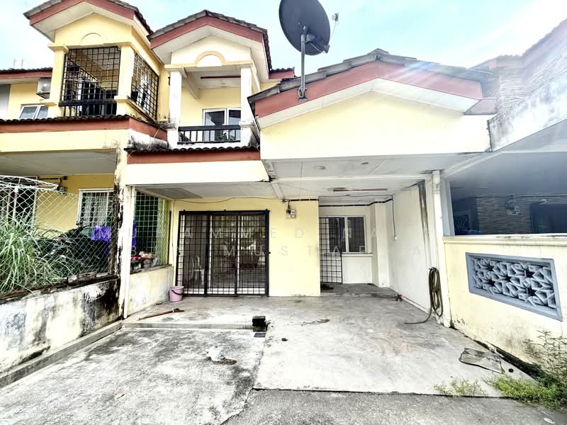 2-storey Terraced House for Sale in Taman Universiti Bangi (Kajang) - Muhammed Nazri bin Mustapha - Exterior - PropertyGuru.com.my