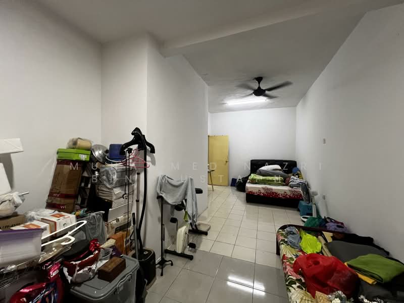 2-storey Terraced House for Sale in Taman Pulai Impian (Sikamat) - Muhammed Nazri bin Mustapha - Bedroom - PropertyGuru.com.my