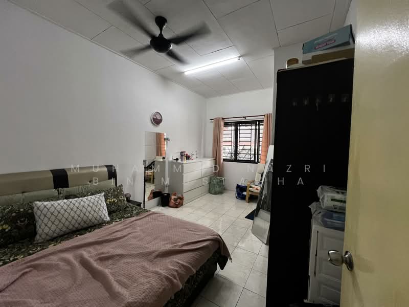 2-storey Terraced House for Sale in Taman Pulai Impian (Sikamat) - Muhammed Nazri bin Mustapha - Bedroom - PropertyGuru.com.my