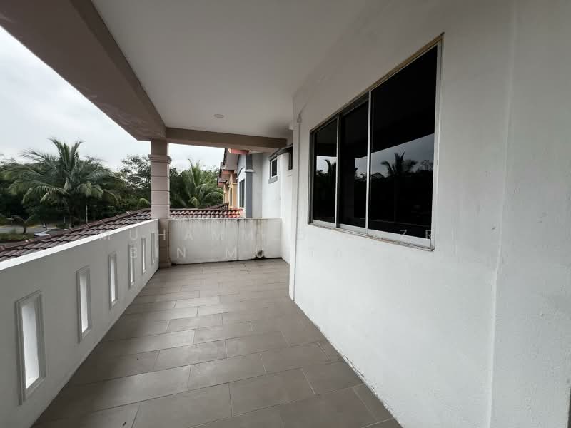 2-storey Terraced House for Sale in Taman Pulai Impian (Sikamat) - Muhammed Nazri bin Mustapha - Balcony - PropertyGuru.com.my