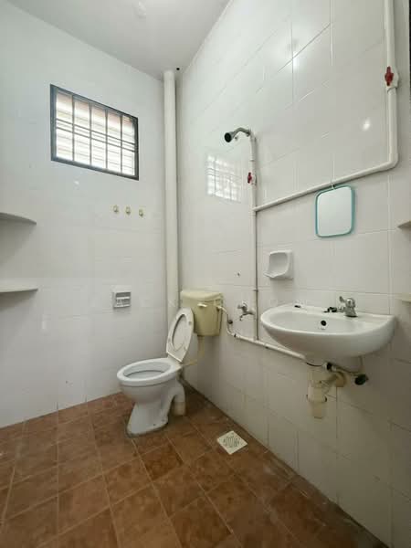 1-storey Terraced House for Sale in Taman JP Perdana (Johor Bahru) - Zack Chow - Bathroom - PropertyGuru.com.my