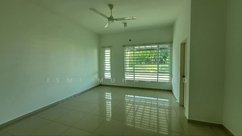 Terraced House for Rent in Bandar Sri Sendayan (Negeri Sembilan) - Ismi Muhammad - Living Room - PropertyGuru.com.my