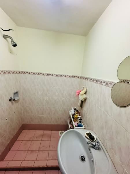 Apartment for Sale at Pelangi Damansara - Noraini Dahan - Bathroom - PropertyGuru.com.my