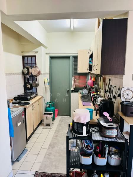 Apartment for Sale at Pelangi Damansara - Noraini Dahan - Kitchen - PropertyGuru.com.my