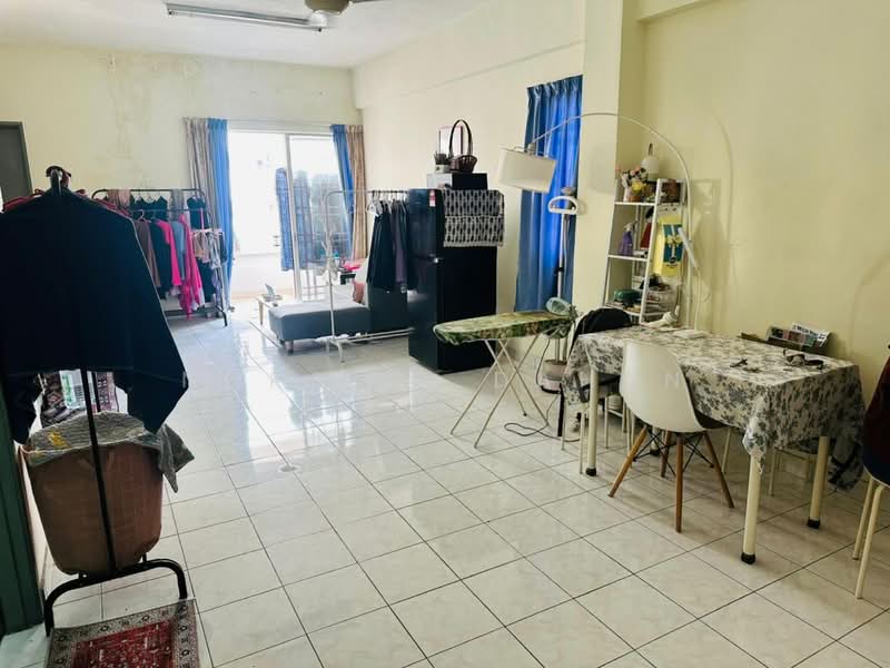 Apartment for Sale at Pelangi Damansara - Noraini Dahan - Living Room - PropertyGuru.com.my