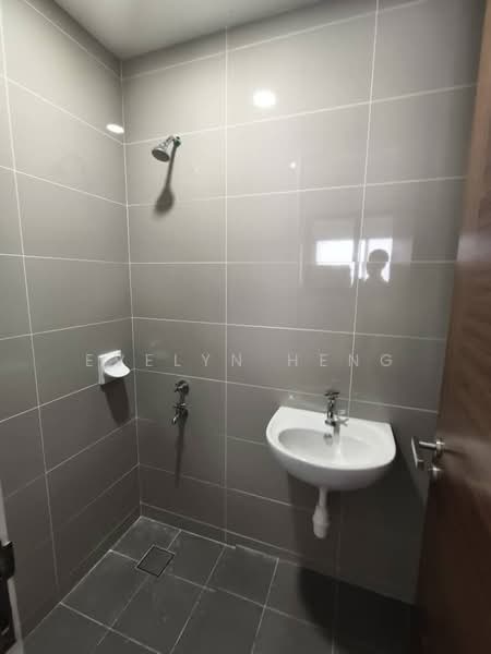 The Astaka @ 1 Bukit Senyum untuk Untuk Disewa - RM 6,800 /bulan, Mac 2026 - Bathroom - PropertyGuru.com.my