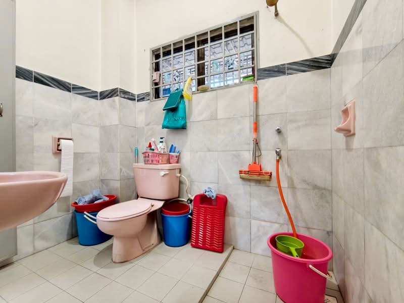 Sri Pulai Sri Pulai Sris Pulais untuk Untuk Dijual - RM 558,000, Mac 2026 - Bathroom - PropertyGuru.com.my