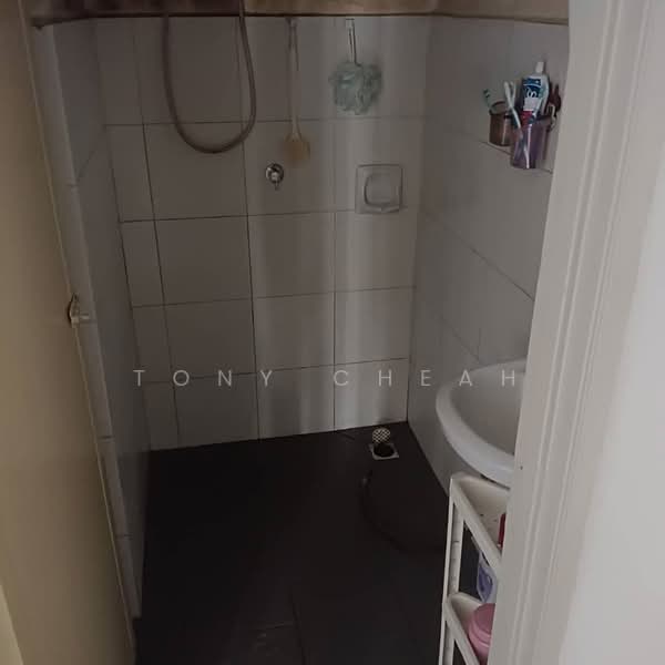 Idaman Seroja untuk Untuk Dijual - RM 285,000, Mac 2026 - Bathroom - PropertyGuru.com.my