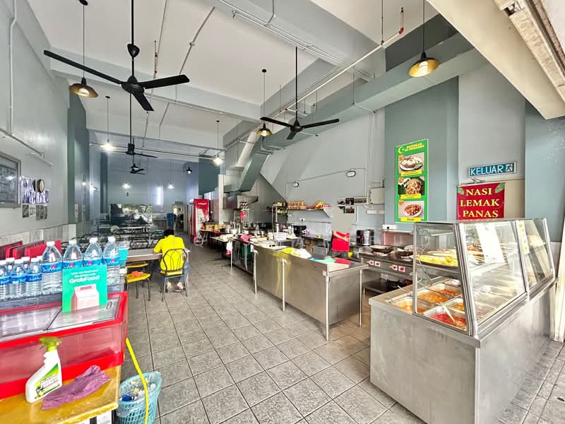 Shop for Sale in Shah Alam (Selangor) - Syafiq Sharifudin - Kitchen - PropertyGuru.com.my