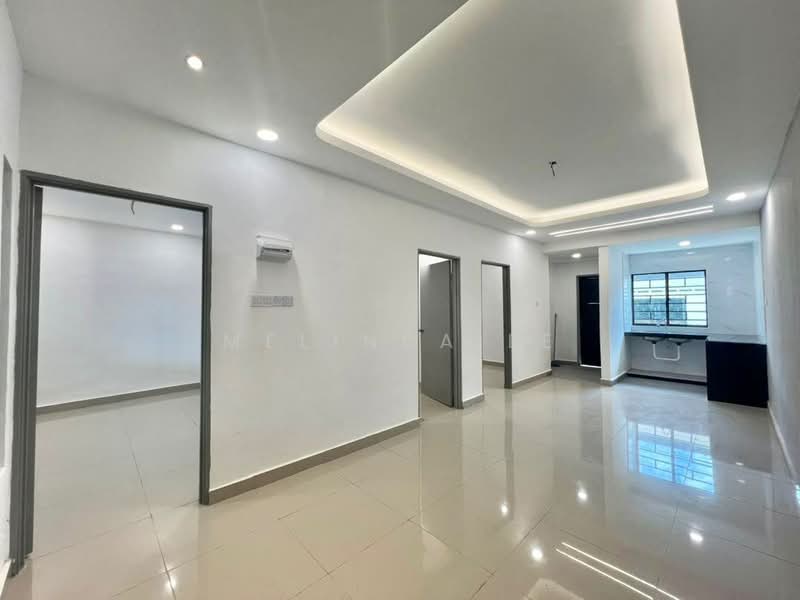 Kulai untuk Untuk Dijual - RM 348,000, Mac 2026 - Living Room - PropertyGuru.com.my