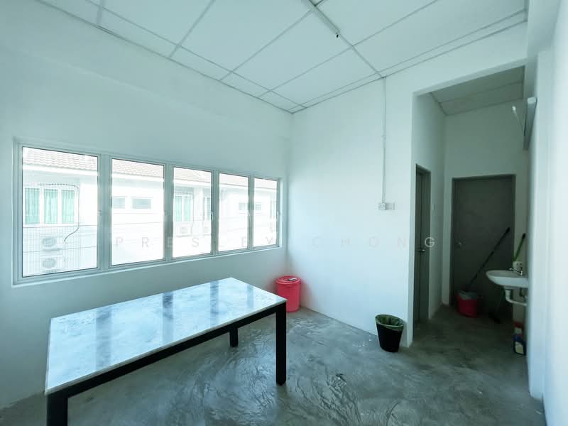 Shop / Office for Rent in Kampar (Perak) - Presley Chong - Interior - PropertyGuru.com.my
