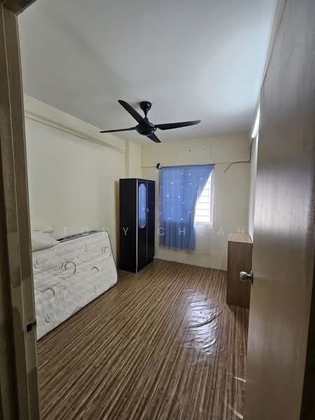 Idaman Seroja untuk Untuk Dijual - RM 250,000, Mac 2026 - Bedroom - PropertyGuru.com.my
