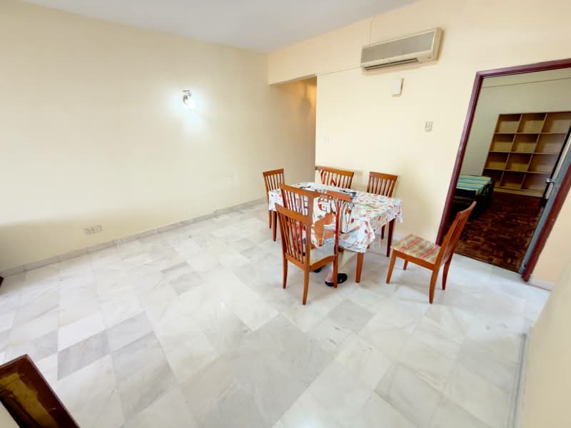Condominium for Sale at Tiara Faber - Noraini Dahan - Dining Room - PropertyGuru.com.my