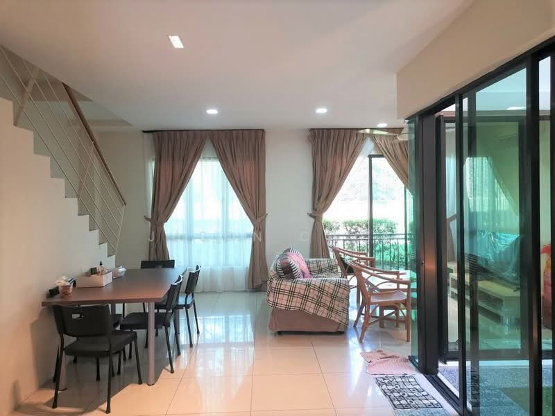 2-storey Terraced House for Rent in Leisure Farm (Gelang Patah) - Jason Chua - Dining Room - PropertyGuru.com.my
