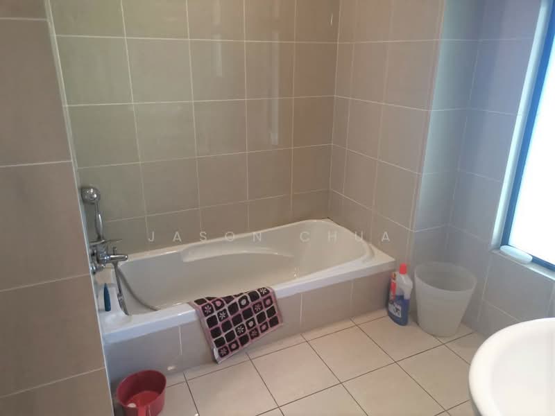 2-storey Terraced House for Rent in Leisure Farm (Gelang Patah) - Jason Chua - Bathroom - PropertyGuru.com.my