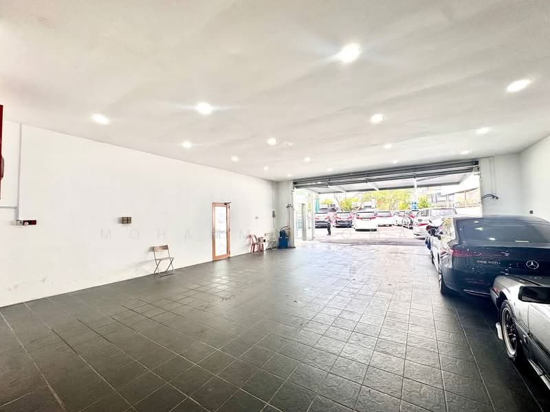 Commercial Bungalow for Sale in KL City Centre (Kuala Lumpur) - Mohammad Omar - Car Park - PropertyGuru.com.my