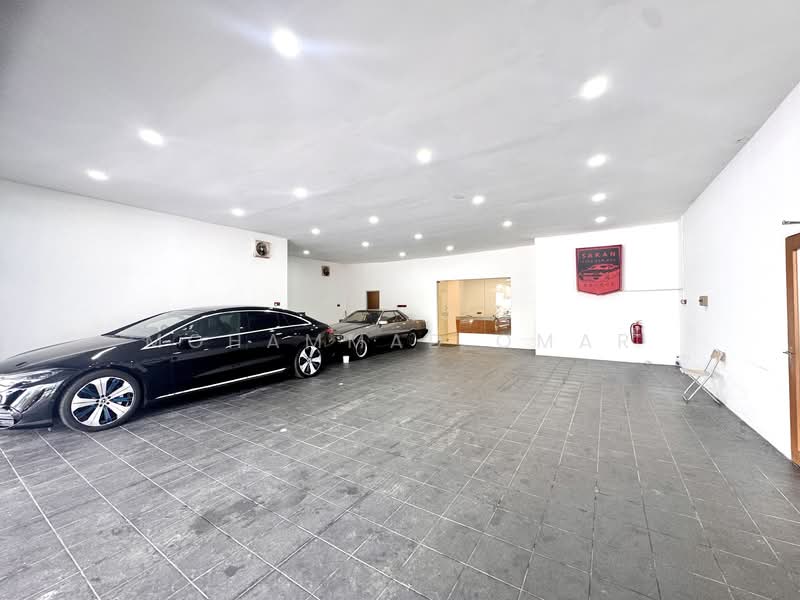 Commercial Bungalow for Sale in Jalan Tun Razak (KL City Centre) - Mohammad Omar - Car Park - PropertyGuru.com.my