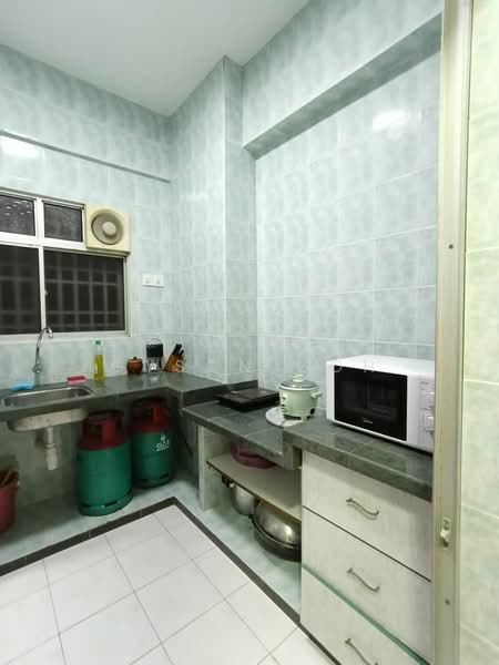 Condominium for Rent at Gambier Heights - Gyson Goh - Kitchen - PropertyGuru.com.my